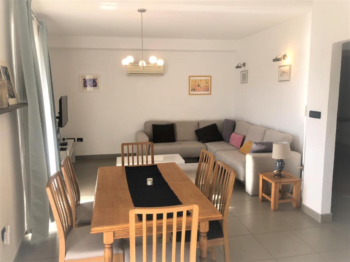 Apartments Trlika Kampor Ngoại thất bức ảnh