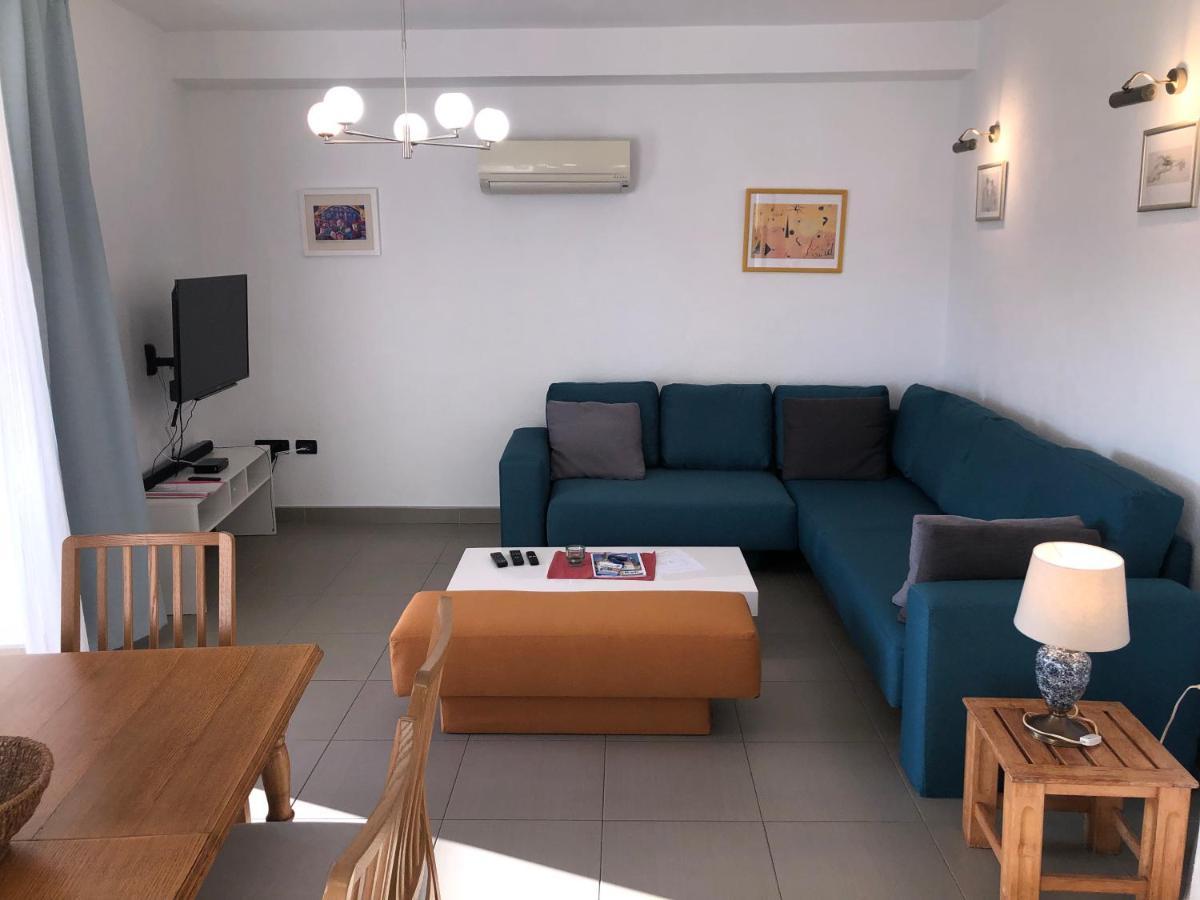 Apartments Trlika Kampor Ngoại thất bức ảnh
