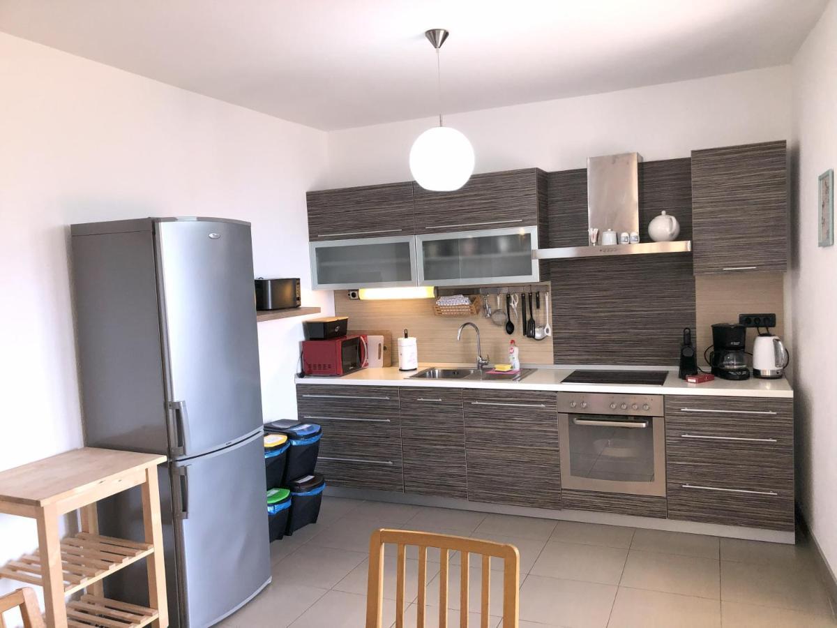 Apartments Trlika Kampor Ngoại thất bức ảnh